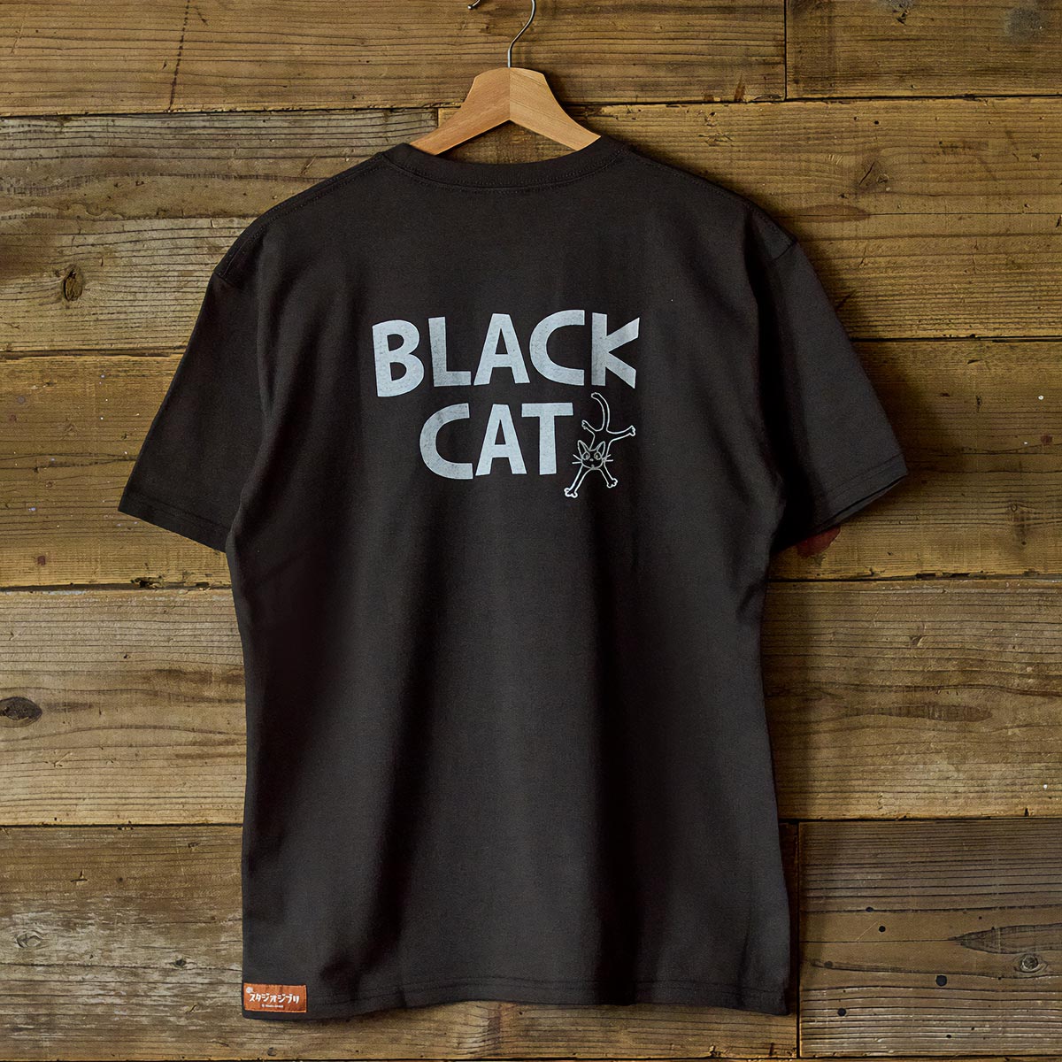 《4/26(토) 정오 예약 접수》●예약 상품●【GBL】마녀의 택배 2025T셔츠 BLACK CAT (블랙)【5월 중순~하순 발송 예정】 1번째 화상